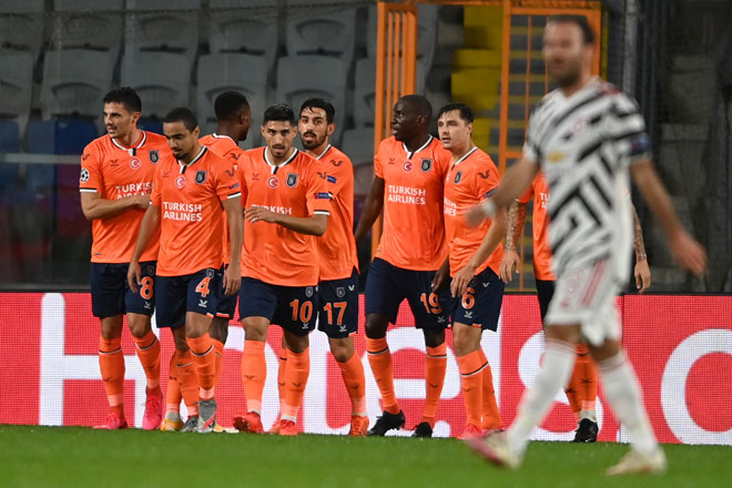 Rực lửa vòng bảng Cúp C1: MU - PSG gây sốc, Juventus & Chelsea thắng đậm