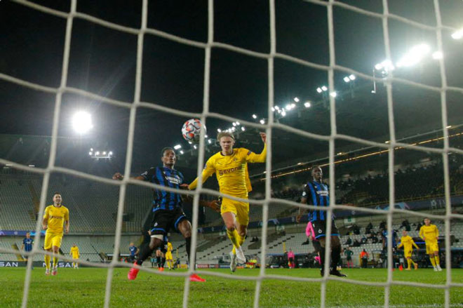 Rực lửa vòng bảng Cúp C1: MU - PSG gây sốc, Juventus & Chelsea thắng đậm