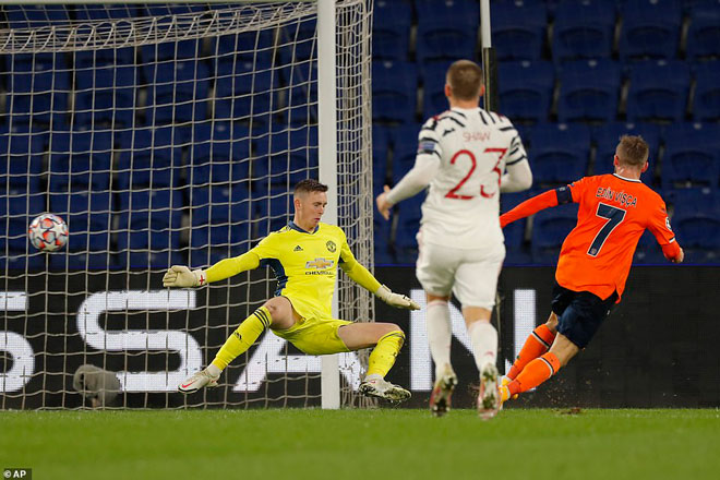 Rực lửa vòng bảng Cúp C1: MU - PSG gây sốc, Juventus & Chelsea thắng đậm