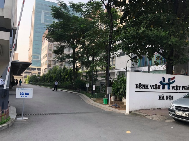 BV Việt Pháp: Hãy xem bức ảnh liên quan đến Bệnh viện Việt Pháp để bắt đầu một chuyến hành trình khám phá các tiêu chuẩn y tế cao cấp, những dịch vụ chăm sóc sức khỏe tiêu chuẩn quốc tế và một không gian nghỉ dưỡng xanh mát, rộng rãi.