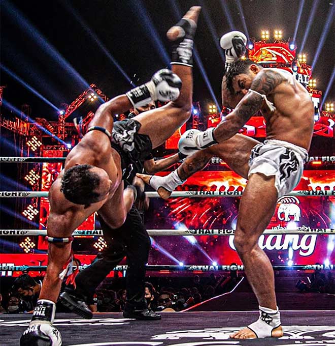 “Thần cước Muay Thái” Saenchai hành hạ đối thủ, tung tuyệt kỹ trứ danh - 1