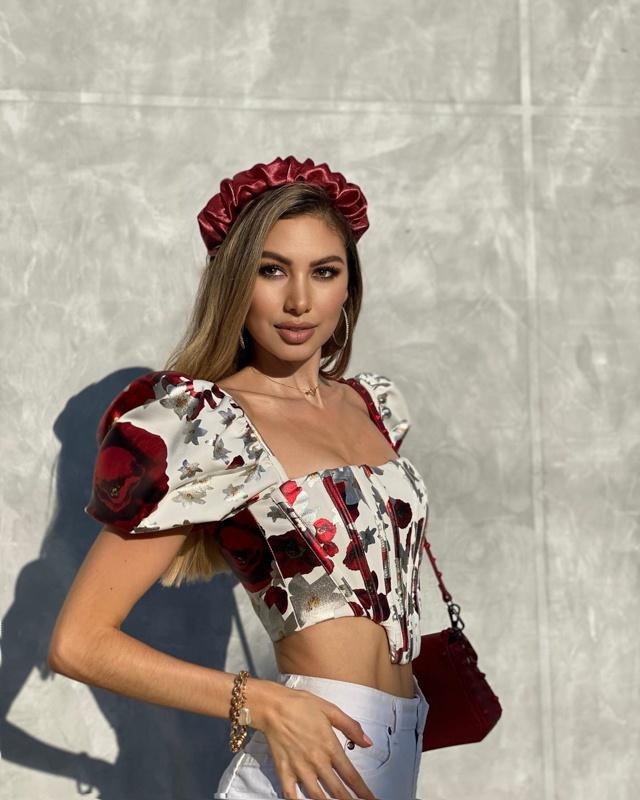 Bản sao Phạm Hương trở thành đối thủ của Khánh Vân nóng bỏng cỡ nào? - 12