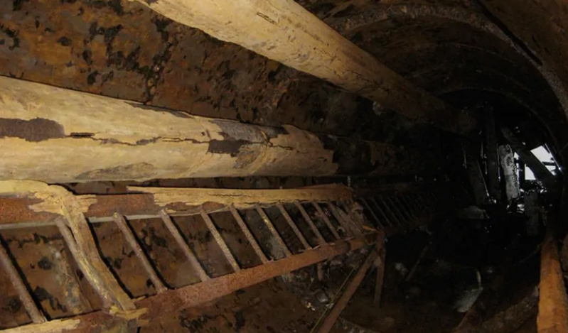 Những địa điểm bí ẩn và đáng sợ nhất xứ sở lá phong - 7