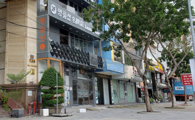 Đối phó bão số 13 thành cuồng phong: Gia cố bờ biển, di dời hàng chục nghìn hộ dân - 14