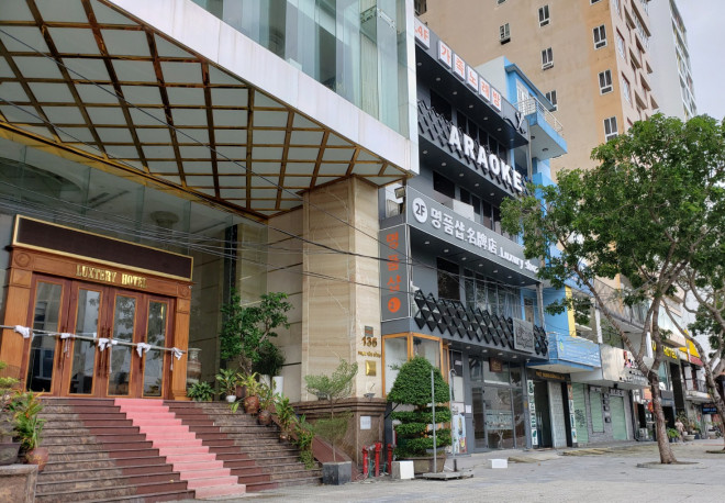 Đối phó bão số 13 thành cuồng phong: Gia cố bờ biển, di dời hàng chục nghìn hộ dân - 11