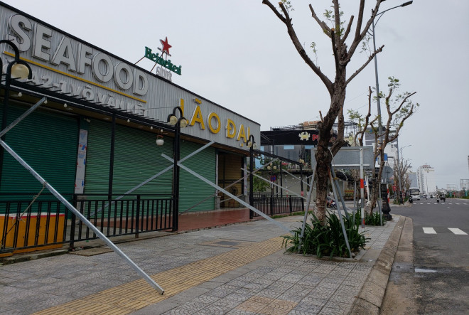 Đối phó bão số 13 thành cuồng phong: Gia cố bờ biển, di dời hàng chục nghìn hộ dân - 15