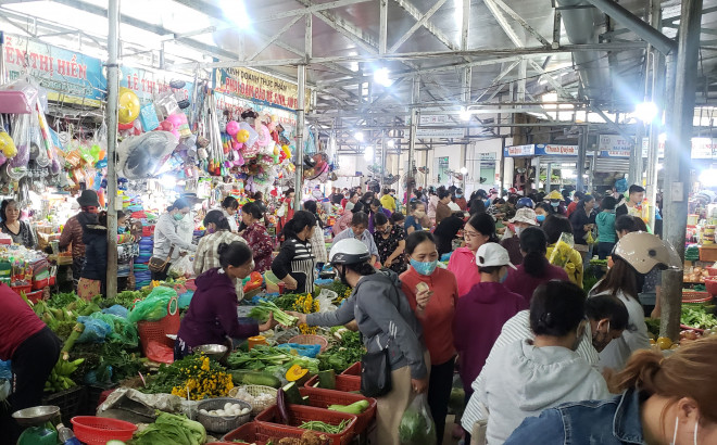 Đối phó bão số 13 thành cuồng phong: Gia cố bờ biển, di dời hàng chục nghìn hộ dân - 20