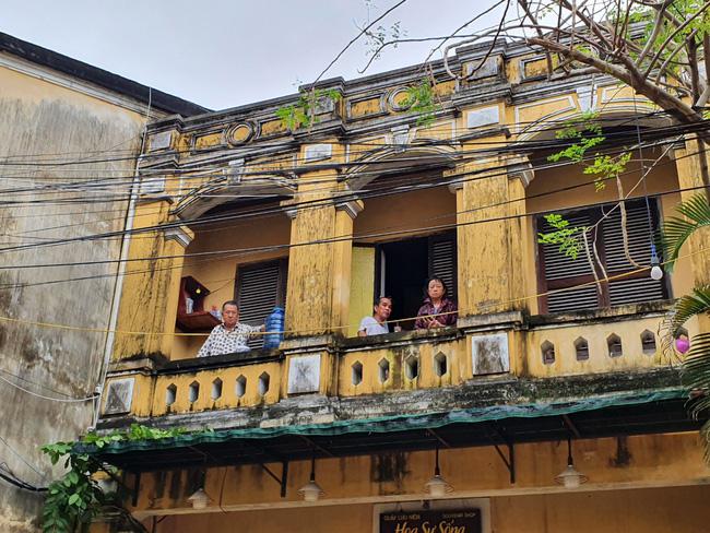 Nỗi buồn phố Hội: 7 lần "chạy" lũ trong chưa đầy 2 tháng - 3