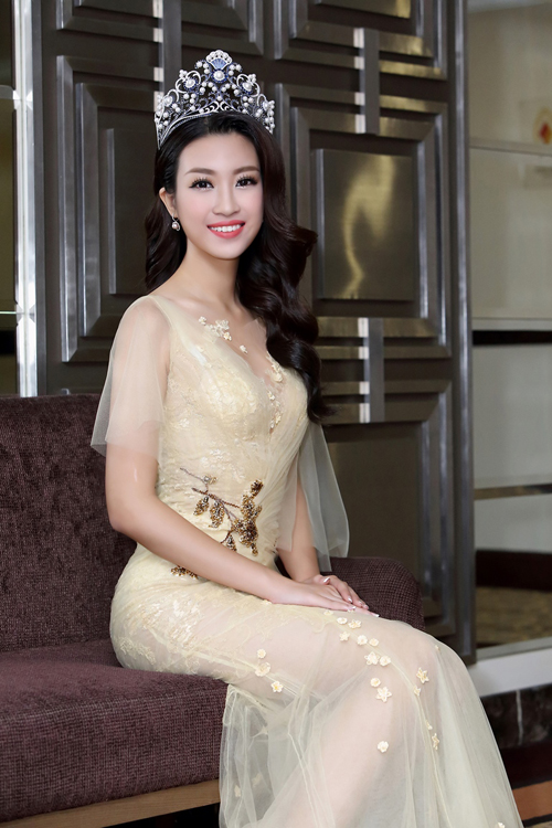 Bất ngờ với cuộc sống hiện tại của “Hoa hậu nghèo nhất trong các hoa hậu Việt&#34; - 1