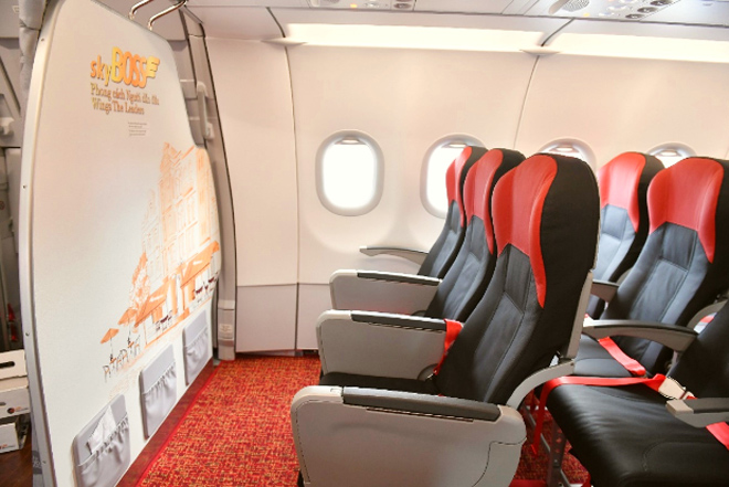 Vietjet currently operates 14 domestic Thai routes, including Bangkok - Chiang Mai / Chiang Rai / Phuket / Krabi / Hat Yai / Khon Kaen / Nakhon Si Thammarat / Ubon Ratchathani / Surat Thani / Udon Thani and Chiang Rai - Phuket / Hat Yai routes. / Udon Thani, and the Chiang Mai - Nakhon Si Thammarat route will operate from November 30, 2020. The airline is proud to offer passengers a variety of destinations, convenient flight times, affordable costs, exciting new aircraft experiences , comfortable leather seats, 9 delicious hot dishes and beautiful flight attendants.  Friendly, modern and convenient services.