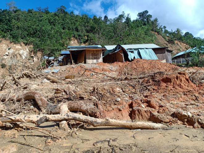 CLIP: Horrified by the fall in Phuoc Thanh after 3 weeks of isolation - 7