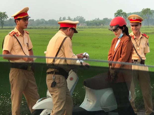 When being driven by a traffic violation, more than a year later, the girl married the police officer - 1