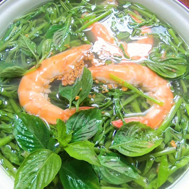 Rau muống nấu tôm cho thêm nắm lá gia vị này, canh thơm, thanh mát cả nhà khen ngon - 7