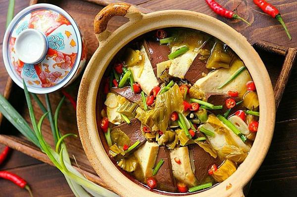 Canh dưa chua quá quen thuộc nhưng chế biến ngon "thần sầu" thế này thì hiếm người làm được - 5