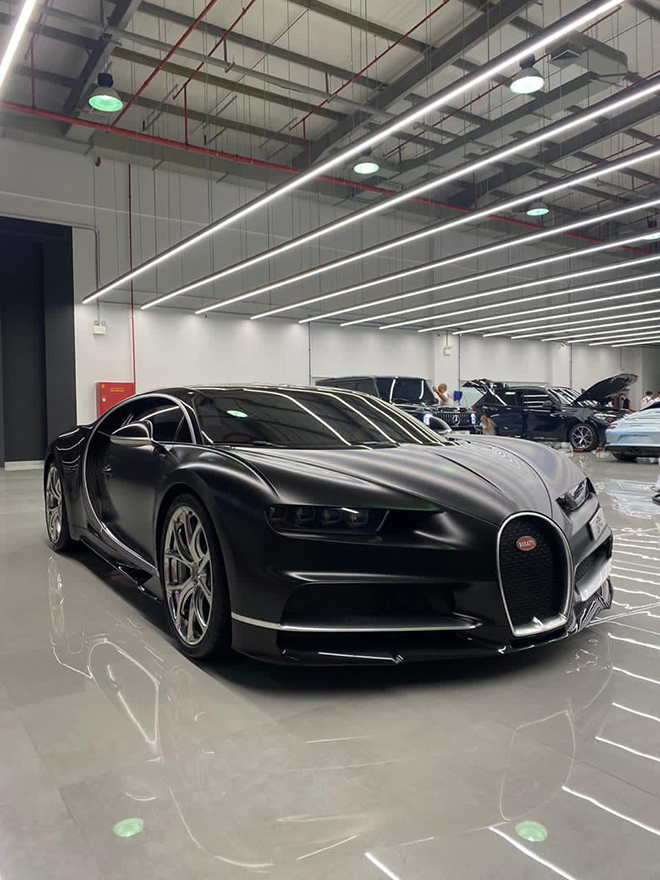 Bugatti Chiron chào hàng đại gia Việt với mức giá &#34;rẻ&#34; bất ngờ - 1