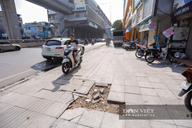 Đá lát vỉa hè độ bền 70 năm "vỡ không thương tiếc" chỉ sau 3 năm ở Hà Nội - 3