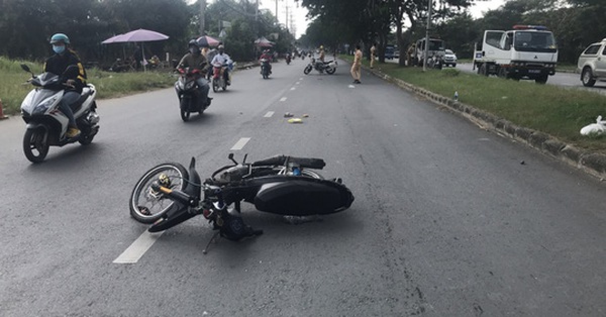 Bắt giam 2 thiếu niên "thông chốt" tông trung tá CSGT gãy chân, tay - 2