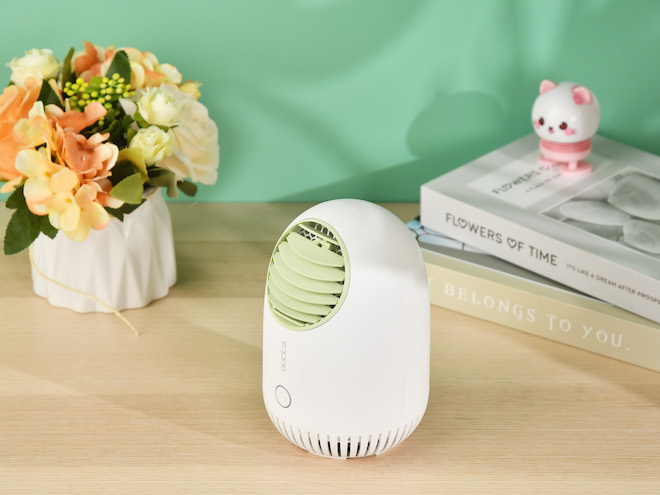 Máy lọc không khí mini với công nghệ xúc tác quang phân hủy luôn vi khuẩn - 1