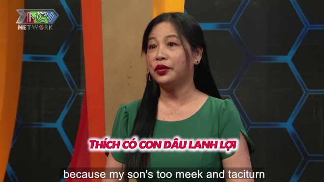 Cười lăn với mẹ chồng xì-tin quá mức "tố" bị con dâu thường xuyên bỏ đói - 1