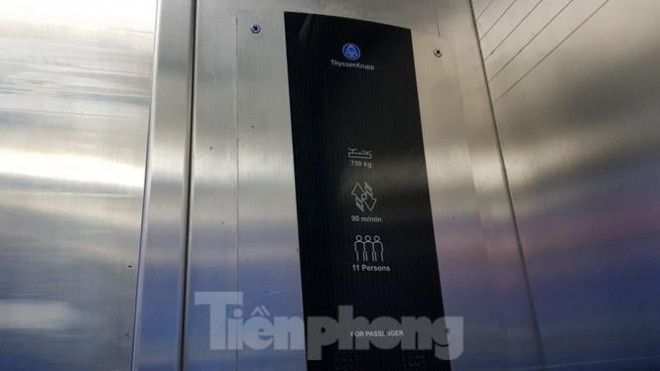 Hiện trường vụ rơi thang máy khiến nhiều người bị thương ở Hà Nội - 10