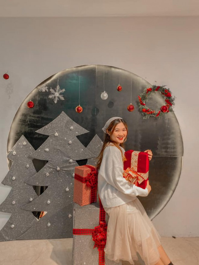 Top 5 quán cà phê đáng yêu, đẹp và “ngầu” nhất định bạn phải ghé vào mùa Giáng sinh này - 10