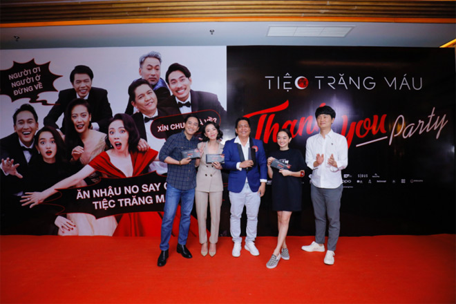 "Tiệc trăng máu" lọt top 3 phim Việt có doanh thu cao nhất lịch sử - 1