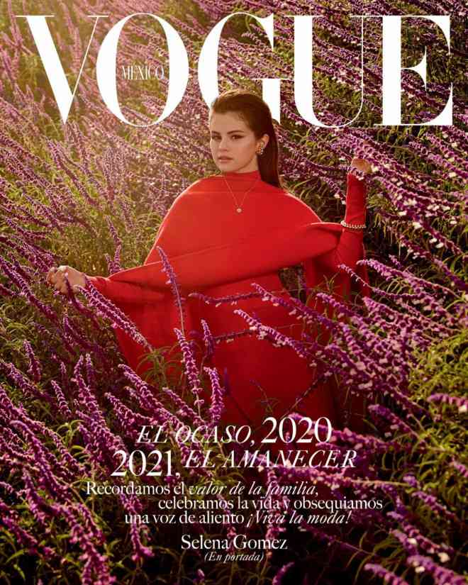 Ngắm sắc vóc trẻ đẹp của mỹ nhân độc thân quyến rũ Selena Gomez - 1