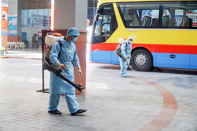 Cảnh khử khuẩn tại ngôi trường BN1342 từng đến học khi đang tự cách ly - 13