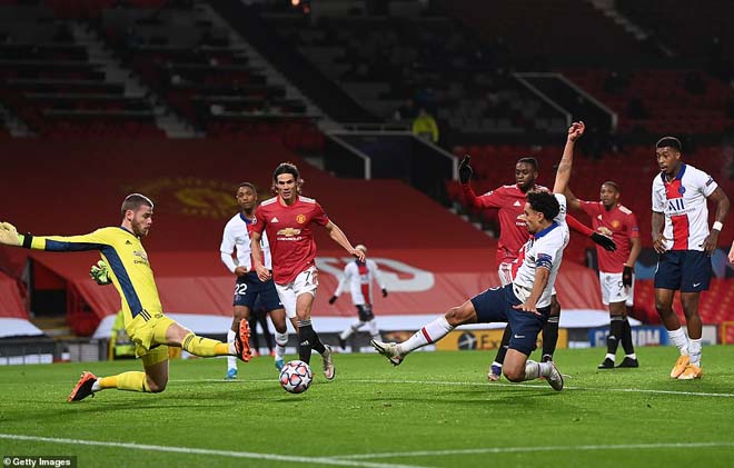 MU thua thảm PSG cúp C1: Đau đầu vì bệnh "sợ" đá sân nhà - 1