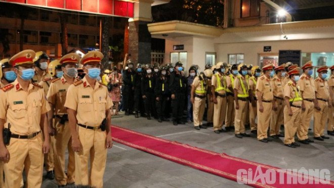 CSGT TP.HCM sẽ hóa trang, mật phục trong nhóm đua xe trái phép - 2