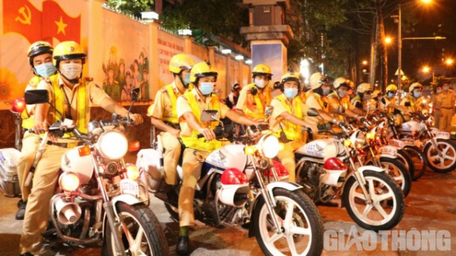 CSGT TP.HCM sẽ hóa trang, mật phục trong nhóm đua xe trái phép - 6