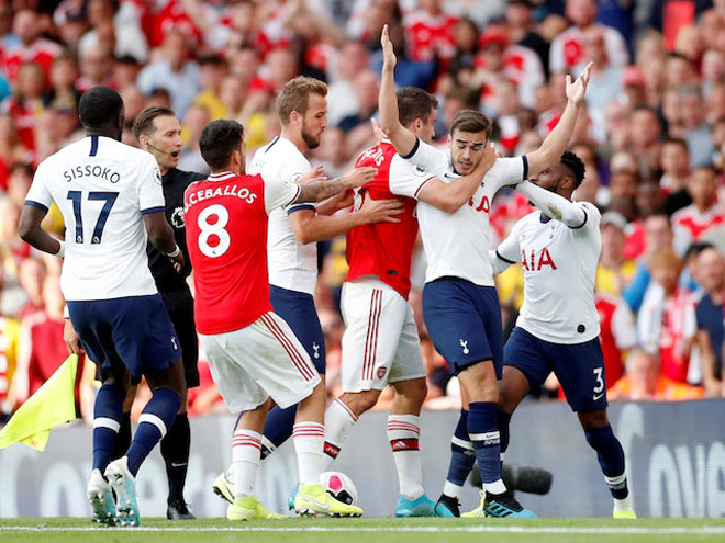 Tottenham - Arsenal Football Trial: Hot Derby, 