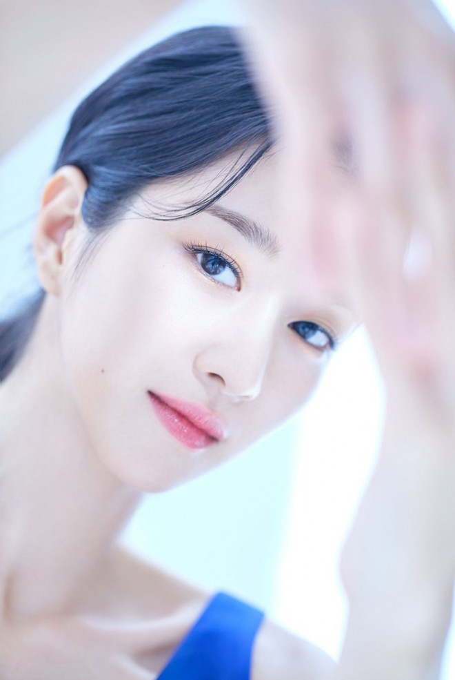 Seo YeJi đúng là “lão hóa ngược”, loạt ảnh quảng cáo mỹ phẩm mới nhất của cô là bằng chứng - 1