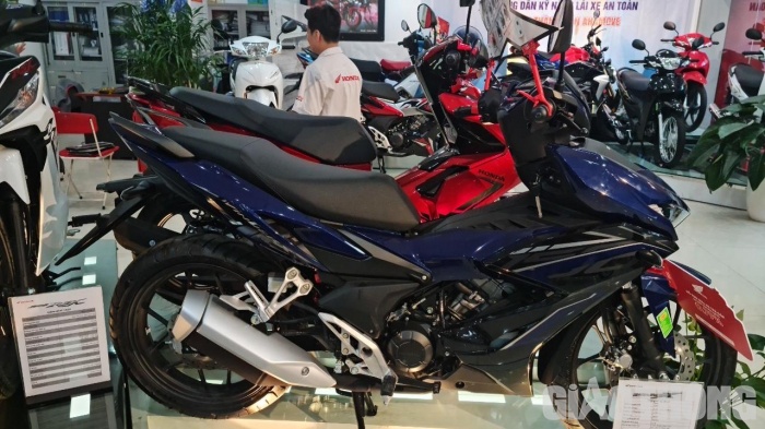 Giá xe Honda Winner X bất ngờ quay đầu giảm mạnh - 1