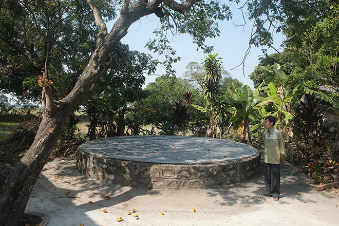 Ngôi đình cổ bằng đá xanh còn lại duy nhất ở Việt Nam - 14