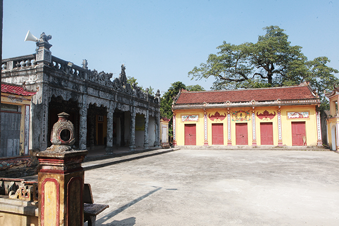 Ngôi đình cổ bằng đá xanh còn lại duy nhất ở Việt Nam - 2