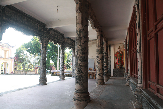 Ngôi đình cổ bằng đá xanh còn lại duy nhất ở Việt Nam - 6