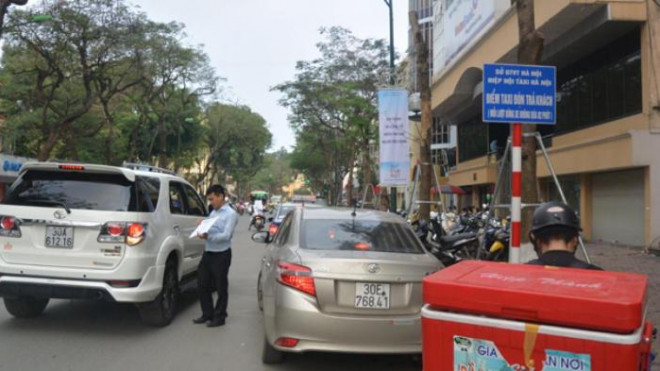 Hà Nội: Taxi sẽ có nhiều điểm dừng đỗ như xe buýt - 3