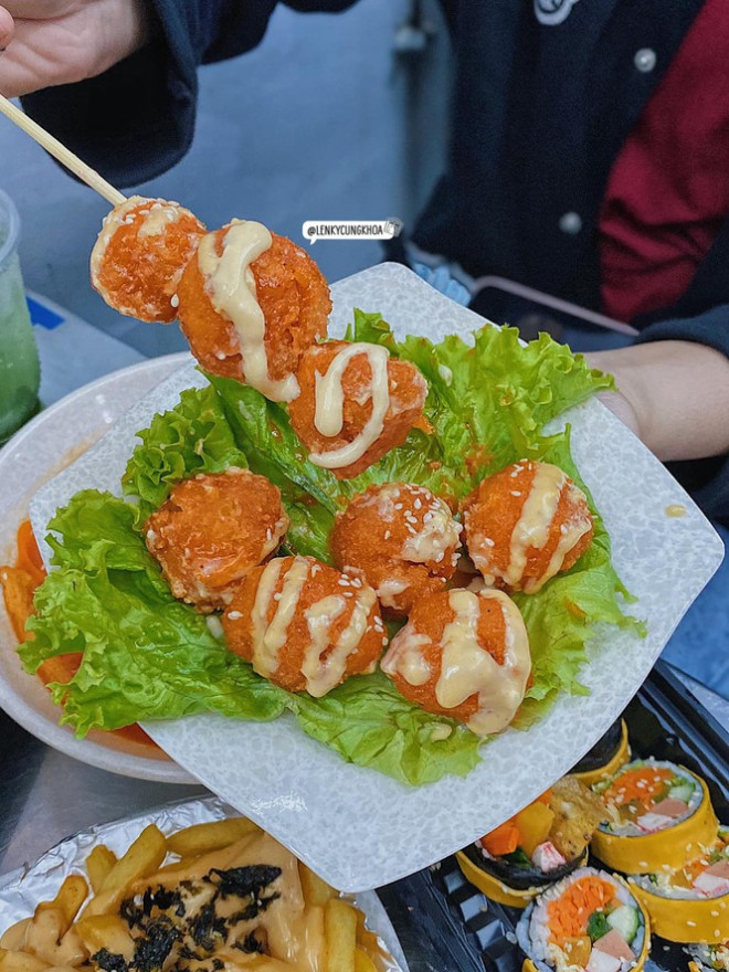 Hẹn hò Sài Gòn: Thực đơn ăn no nứt bụng dưới 100K - 9