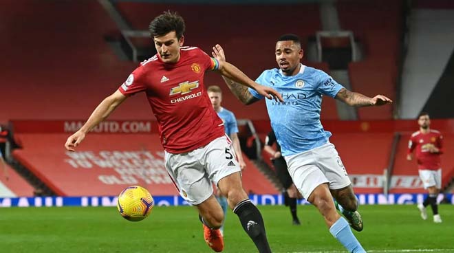 Man City bất lực trước MU: Haaland về Etihad, Pep biến thành Lewandowski mới? - 1