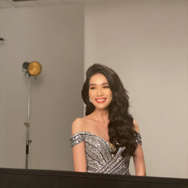 Người đẹp Thể thao Phù Bảo Nghi lột xác nóng bỏng, Tường San tái xuất xinh đẹp sau hôn lễ - 6