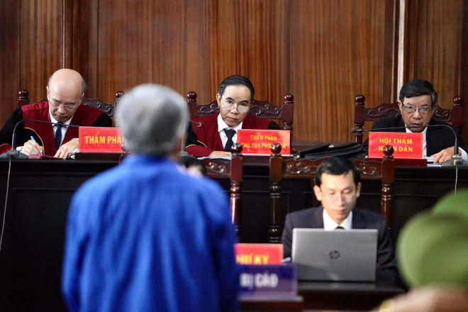 Nhiều lời khai bất ngờ khi xét xử ông Đinh La Thăng và đồng phạm - 3