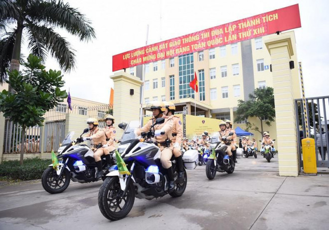 Cục CSGT ra quân cao điểm xử phạt trên toàn quốc - 4