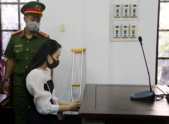 Nữ tiếp viên hàng không bị Mercedes tông thương tật 79% nói gì sau khi tòa tuyên án? - 8