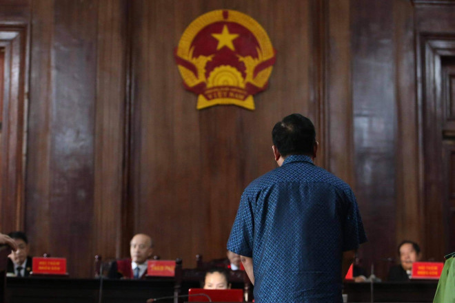 "Kịch tính" trong xét xử ông Đinh La Thăng và đồng phạm - 2