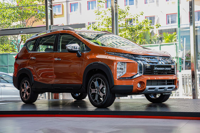 Giá xe Mitsubishi Xpander Cross lăn bánh tháng 12/2020 - 1
