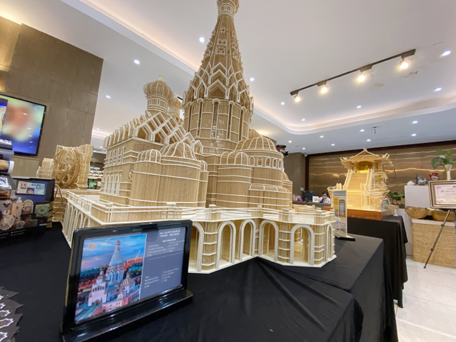 Không thể rời mắt trước những công trình nổi tiếng bằng tăm qua bàn tay của “phù thủy” người Việt - 4