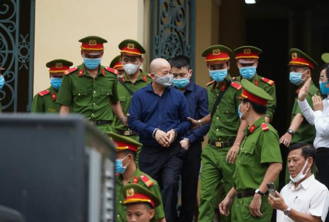 Vì sao ông Đinh Ngọc Hệ từng chối bỏ sở hữu công ty ngàn tỷ - 1