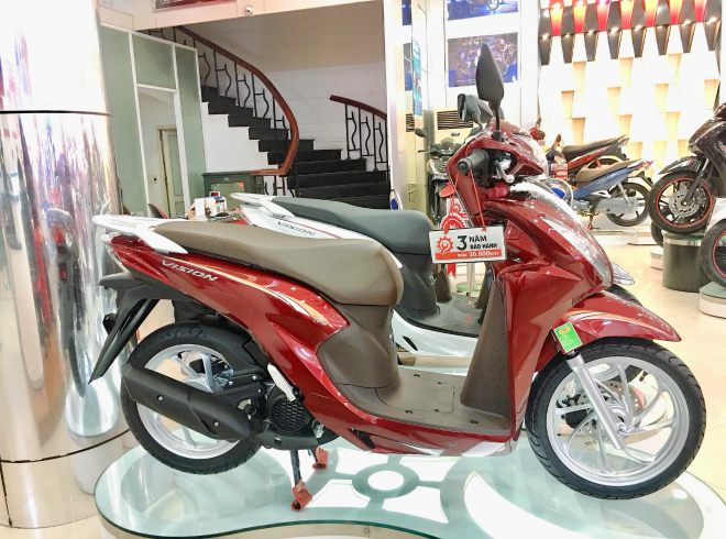 Cận cảnh Honda Vision 2021 phiên bản rẻ nhất tại Việt Nam  Xe máy  Việt  Giải Trí