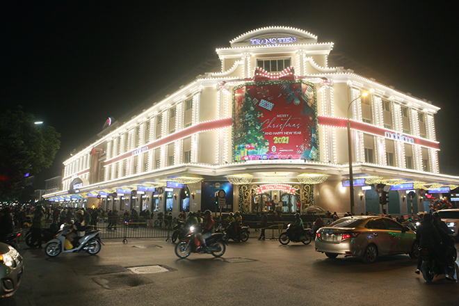 Hà Nội lung linh tuyệt đẹp đón Noel - 13